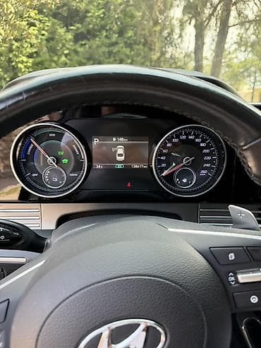 Продажа авто: Hyundai Grandeur: 2021 г., Автомат, Гибрид, Седан — 9