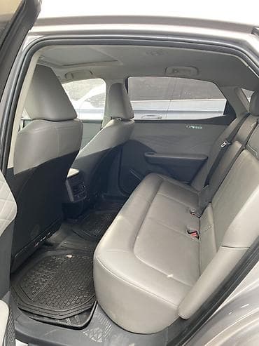 bev: Toyota bZ3: 2024 г., 0.1 л, Автомат, Электромобиль, Седан — 8