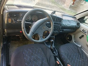2 8: Volkswagen Golf: 1996 г., 1.6 л, Механика, Бензин, Купе — 7