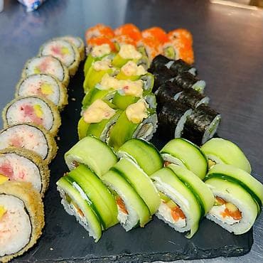 Соусы и специи: Суши и роллы, авторские сеты - Ассорти роллов: классические — 2