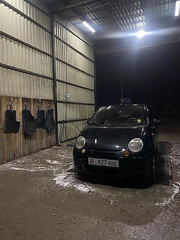 70 сом: Mini : 2011 г., 0.8 л, Кол менен иштөөчү, Бензин, Хетчбек — 1
