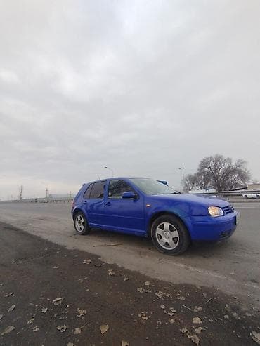Volkswagen Golf: 1999 г., 2.3 л, Механика, Бензин, Хэтчбэк