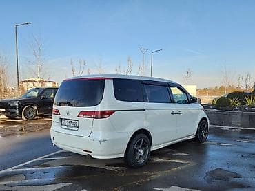 авто аврийном состоянии: Honda Elysion: 2004 г., 2.4 л — 3