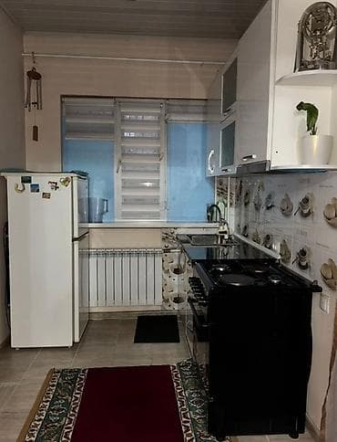 киевская молодая гвардия: Продаётся уютный дом ! Дом расположен в спокойном районе, идеально — 3