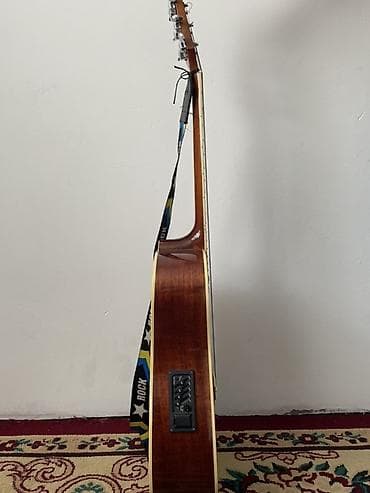 Акустическая гитара с вырезом и встроенной электроникой - Корпус — 3