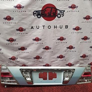 шторка багажника: Toyota — 1