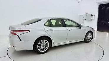 ключи б у: Toyota Camry: 2018 г., 2.5 л, Вариатор, Гибрид, Седан — 3
