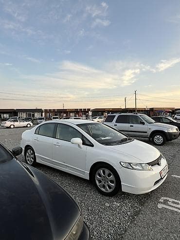 муравей с бензином: Honda Civic: 2007 г., 1.3 л, Автомат, Бензин, Седан — 4