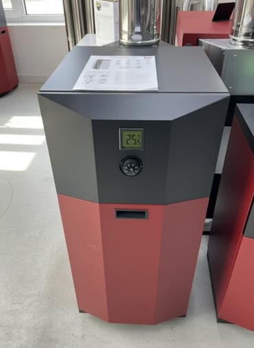 Твердотопливный котёл Тип управления: Автоматический