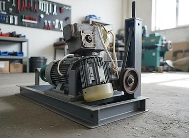 мотор сатылат: Продаю двигатель с редуктором для сверлильного стонка. производство — 1