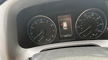 kia celtos: Toyota RAV4: 2018 г., 2.5 л, Автомат, Бензин, Кроссовер — 6