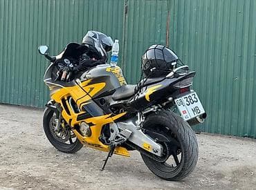 эндуро мотор: Спортбайк Honda, 600 куб. см, Бензин — 6