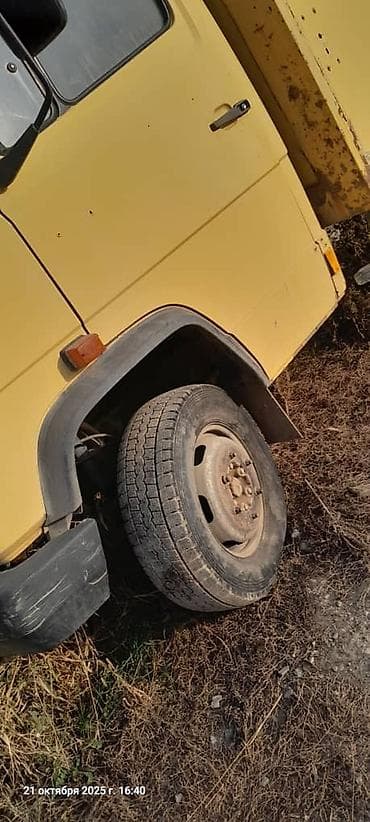 lada priors: Легкий грузовик, Mercedes-Benz — 5