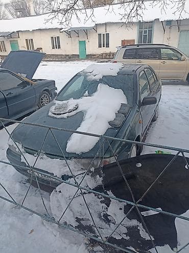 3 sfe: Nissan Almera: 1997 г., Механика, Седан — 5