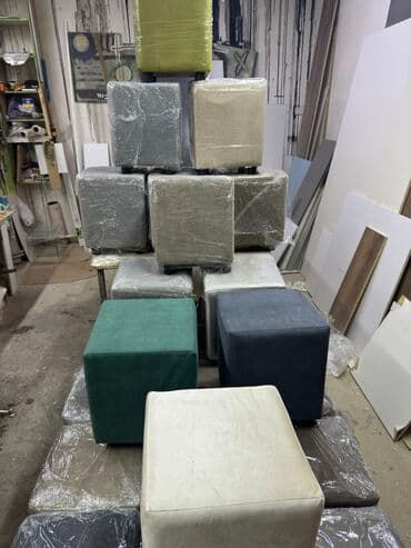 пуфики на заказ: Пуфики квадратные 
Готовые и на заказ — 4