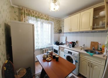 снять однокомнатную квартиру на месяц: 1 комната, 32 м², 104 серия, 3 этаж, Дизайнерский ремонт — 1