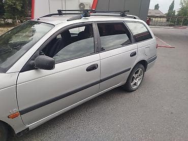 Унаа: Toyota Avensis: 2002 г., 2 л, Кол менен иштөөчү, Бензин, Универсал — 4