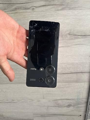 redmi 13a: Redmi, Redmi 13, Б/у, 256 ГБ, цвет - Черный — 2