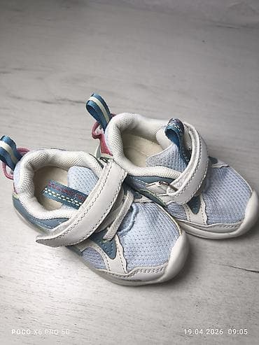 кроссовки 43: Детский кросовка сатылат,размер 21-22 Состояниеси абдан жакшы,корунуп — 10