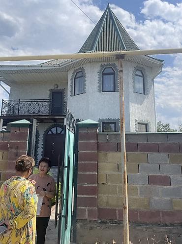 Дома: ЖМ Арча Бешик. Продается 2-этажный дом в отличной локации! 📍 Рядом — 2