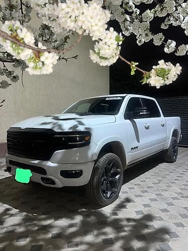 Dodge Ram 1500: 2021 г., 5.7 л, Автомат, Бензин, Пикап