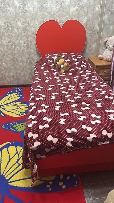 пошив мужской одежды: Срочно срочно!!! Продаю домашнее вещи! Кравать Шторы Межкомнатные — 3