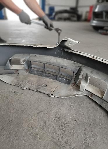 Бампер Honda, Б/у, Оригинал at lalafo.kg Бампер Honda, Б/у, Оригинал