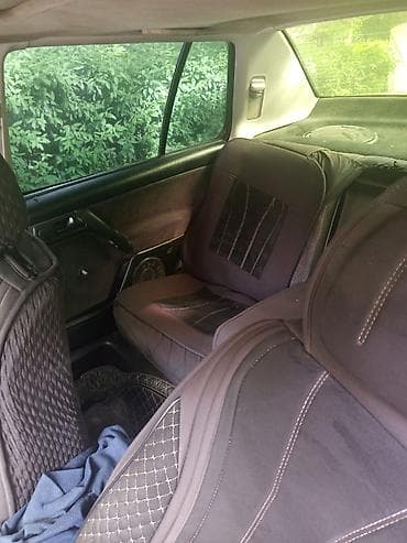 пасат венто: Volkswagen Vento: 1993 г., Седан — 6