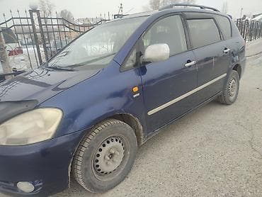 авто клей: Toyota Avensis Verso: 2002 г., 2 л, Бензин, Минивэн — 3