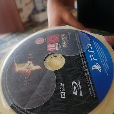 режим 12 с: Диски для PS4 (Blu‑ray): 1) Resident Evil 5 (Capcom) - Жанр — 1
