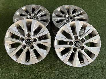 Литые Диски R 15 Toyota, Комплект, отверстий - 5, Б/у at lalafo.kg Литые Диски R 15 Toyota, Комплект, отверстий - 5, Б/у