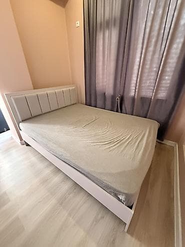 кровать одинарный: Кровать с мягким изголовьем Имеется легкий скрип Лаконичный и — 1