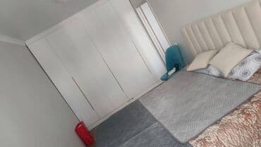 кв час ночь: 1 бөлмө, Кыймылсыз мүлк агенттиги, Чогуу жашоосу жок, Толугу менен эмереги бар — 4