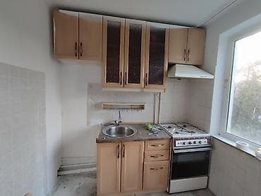 Кухонный гарнитур, Б/у, цвет - Бежевый, Металл, Самовывоз at lalafo.kg Кухонный гарнитур, Б/у, цвет - Бежевый, Металл, Самовывоз