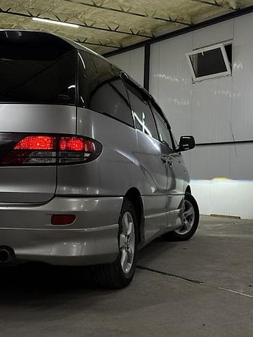 9500: Toyota Estima: 2003 г. — 7