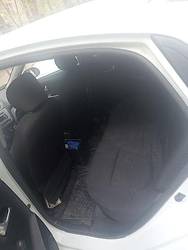 kia rio 1: Kia Rio: 2015 г., 1.4 л, Автомат, Бензин, Седан — 1