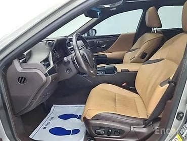 селика: Lexus ES: 2019 г., 2.5 л, Автомат, Гибрид, Седан — 9