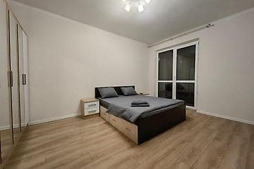 hostel osh: 1 комната, Люкс, элитка, Азия Молл, Душевая кабина, Постельное белье, Кондиционер — 6