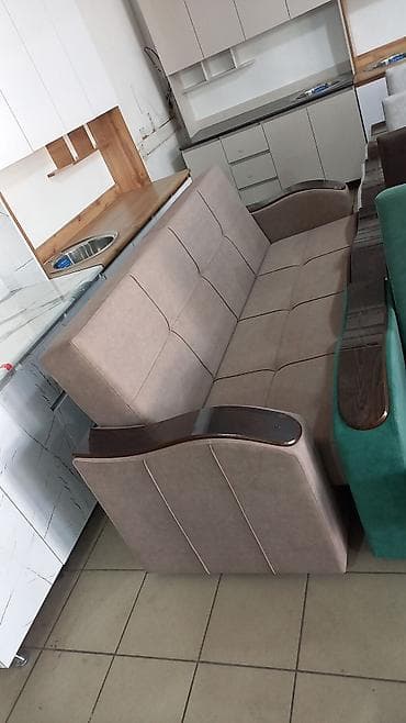 гостинная: Прямой диван — 6