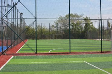 газон спортивный: Искусственный газон для футбольного поля, В чем наше преимущество. * — 7