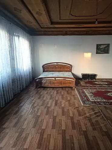 5: Сдаю комнату на втором этаже 54 КВ метров .душ туалет на улице — 2