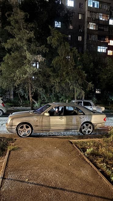 e 55 amg: Mercedes-Benz E-Class: 1998 г., 3.2 л, Автомат, Бензин, Седан — 1