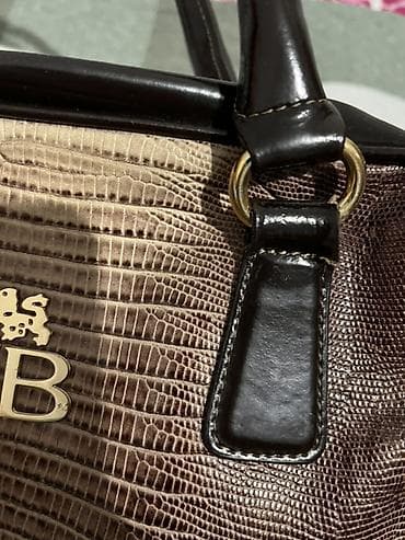 watch active: Классическая сумка, Prada, Материал: Натуральная кожа, Жёсткая конструкция, Женские — 9