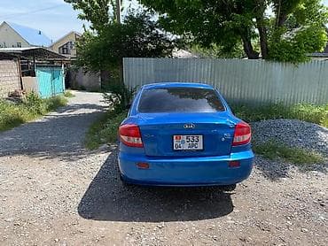 Kia Rio: 2003 г., Механика, Бензин, Седан
