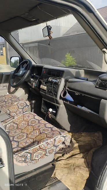 sprinter classic: Volkswagen Transporter: 2002 г., 2.5 л, Ручные, Бензин, Минивэн — 5