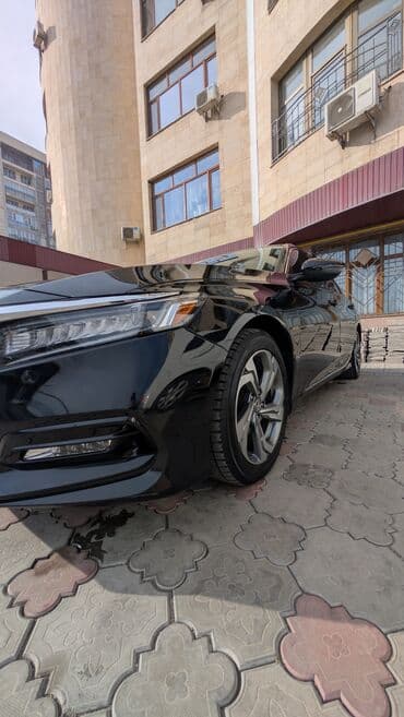 автономка б у: Honda Accord: 2018 г., 1.5 л, Типтроник, Бензин, Седан — 3