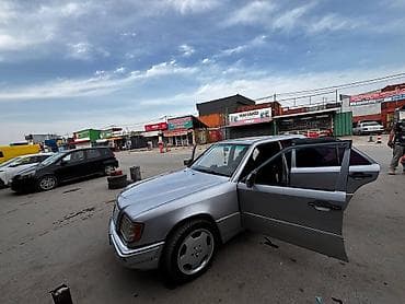 Продажа авто: Mercedes-Benz W124: 1993 г., 2.8 л, Механика, Бензин, Седан — 3