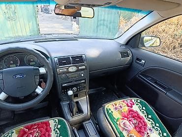 спойдер: Ford Mondeo: 2004 г., 2 л, Механика, Бензин, Седан — 5