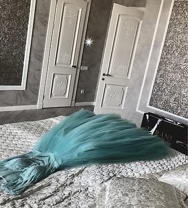 Личные вещи: Покупали за 800$ продаём дешевле Выпускное праздничное платье голубое — 1