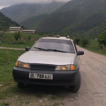 таота вич: Daewoo Nexia: 2005 г., Газ — 4
